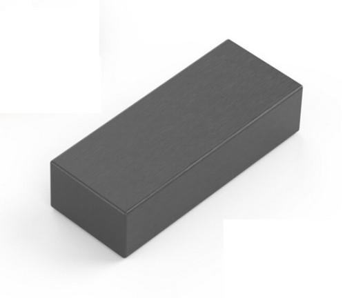 Magnet feritový - kvádr, pr. 24,5x9,85x6mm, mag. síla  600g, černý