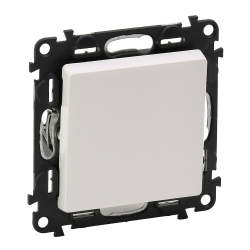 LEGRAND 752107 VALL Bílý křížový přepínač č.7